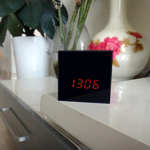 Crony Wireless Smart camera with Wireless charger clock Phone Charger WIFI Hidden CCTV - Edragonmall.com