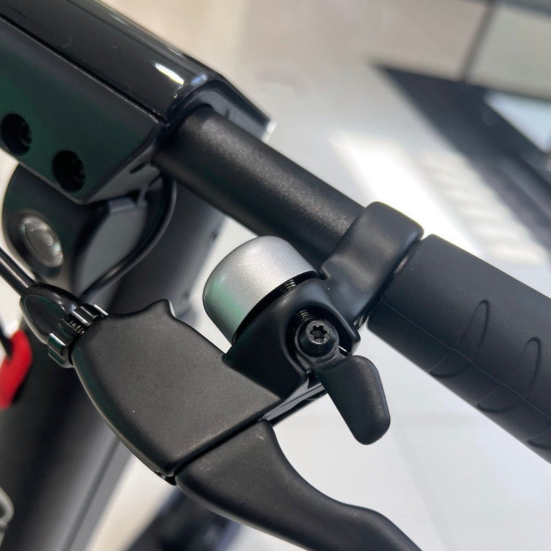 X11 Max 40-60KM/H APP Folding E-Scooter electric scooter motorcycle 36V 13AH 450W